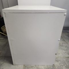 White Phlinth 50cm (H) x 50cm (W)